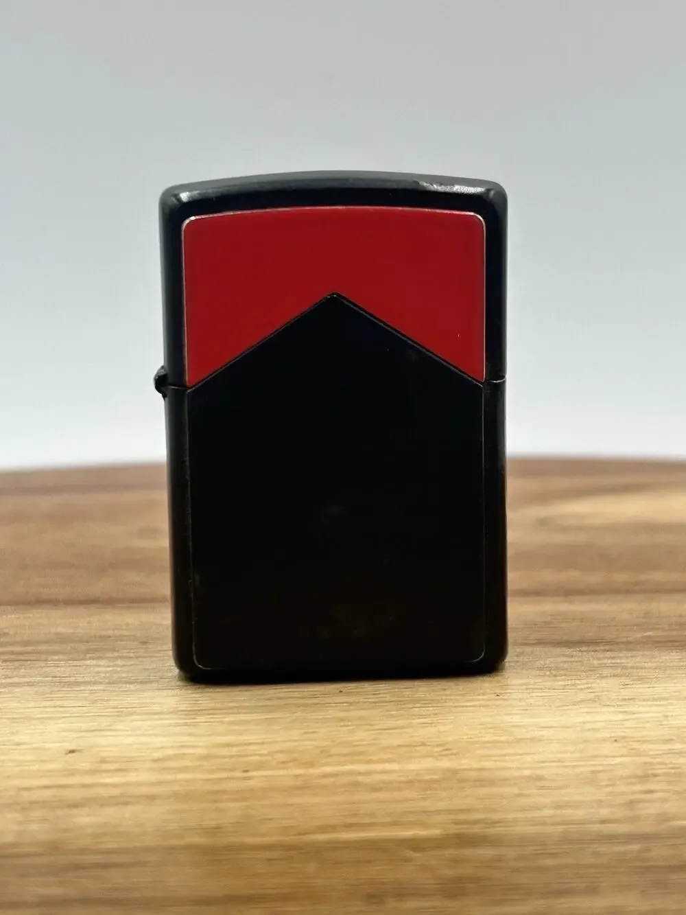 Marlboro Zippo Lighter 1996 Black Red Matte Windproof Geometric USA Untested